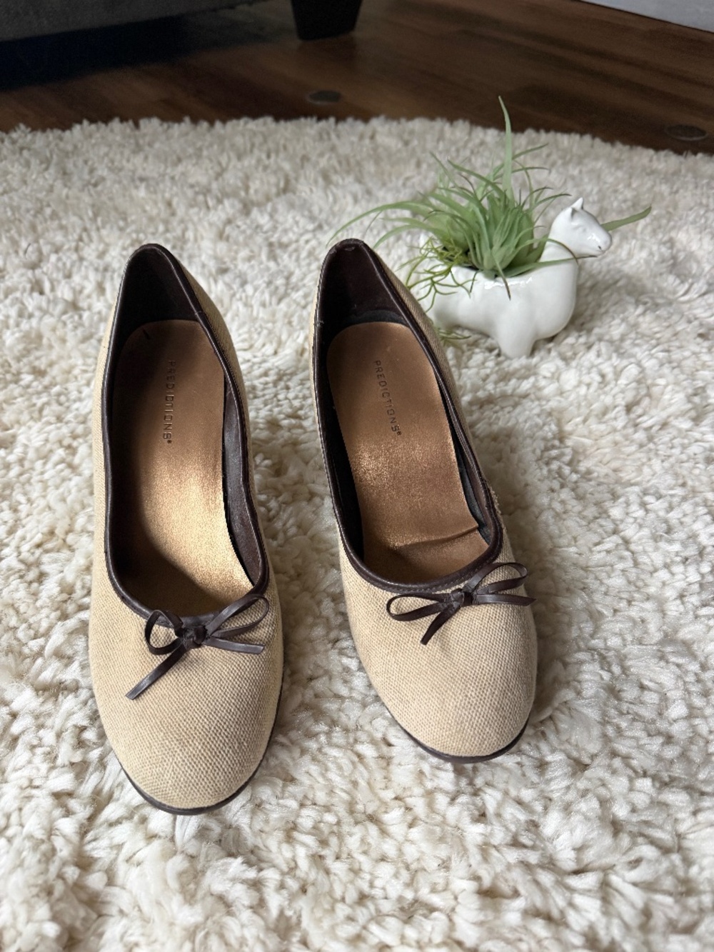 Canvas ballet Predictions vintage Y2K Beige Canvas heels with Brown Trim and Bow
